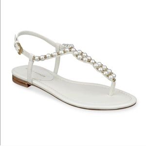 Marc Fisher White Pearl Sandals 8